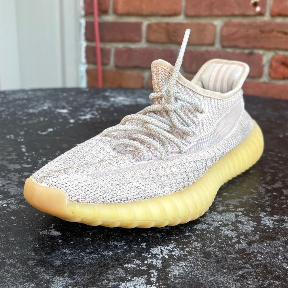 Yeezy Kids Neutral Knit Athletic Sneakers with Yellow Sole use 5.5 - Picture 2 of 8